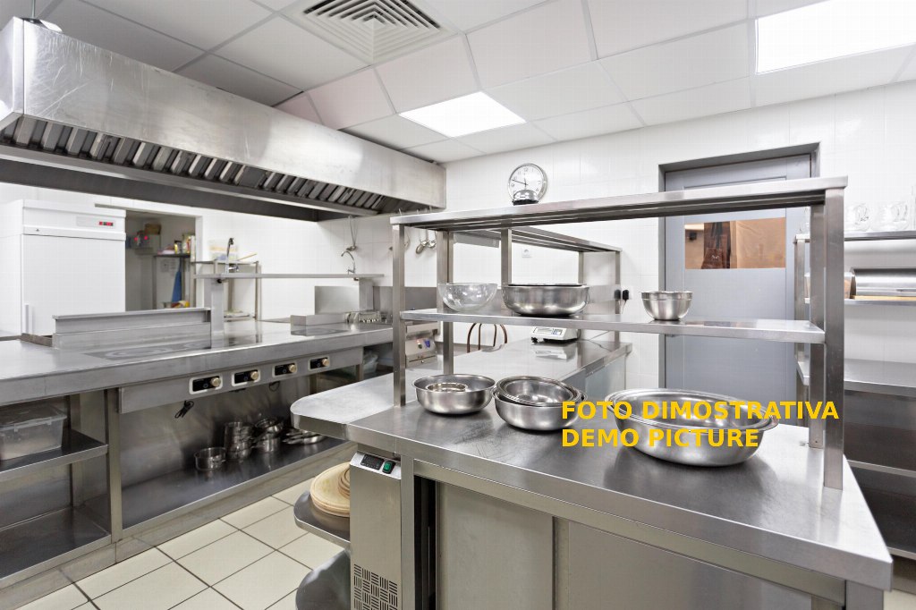 Catering - Furniture and equipment - Bank. 63/2019 - Latina L.C. - Sale 15