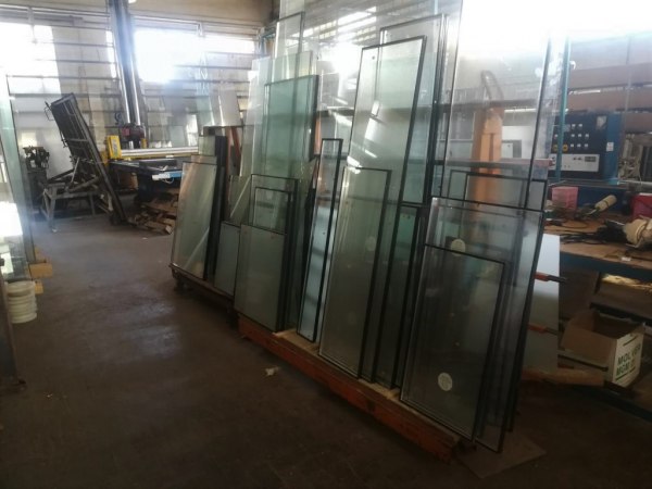 Production of aluminum frames - Machinery and equipment - Bank. 15/2018 - Caltanissetta L.C. - Sale 7-10810