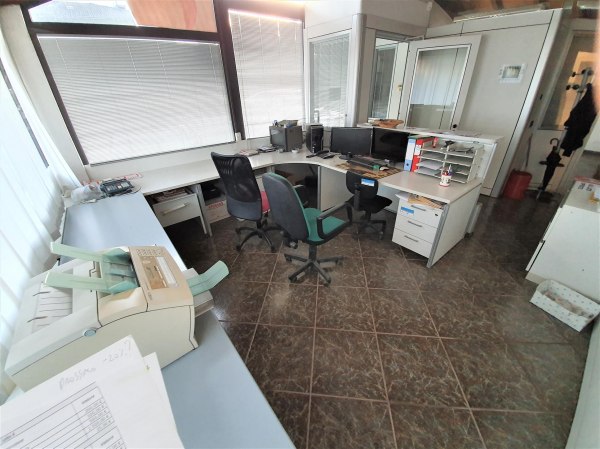 Material de construcción - Mobiliario de oficina y hogar - Conc. Prev. 36/20183- Trib. de Trento - Venta 5
