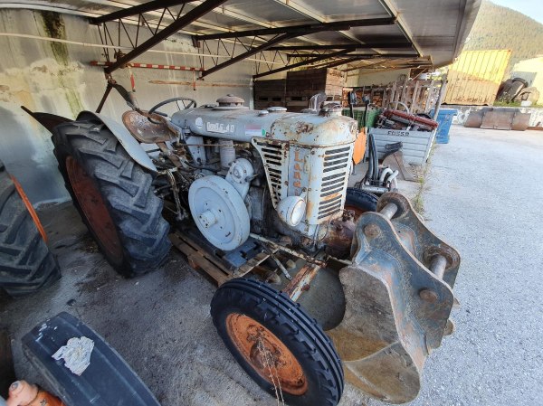 Agricultural vehicles collection - Cred. Agreem 35/2013 - Trento L.C. - Sale 4