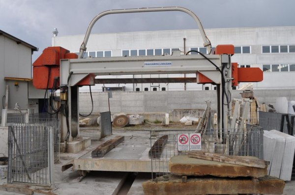 Marble processing - Machinery and materials - Bank. 13/2019 - Potenza Law Court - Sale 4