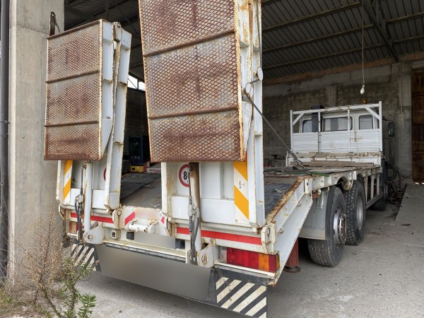 Trucks and excavators - Jud. Adm. 1095/2010 - Reggio Calabria Law Court - Sale 2