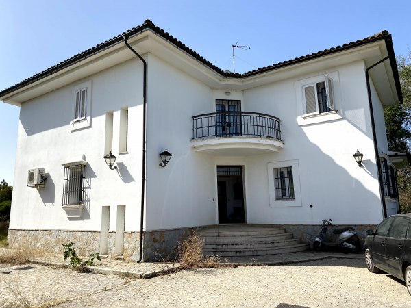 Casa independiente en Jerez de la Frontera - Cadiz - Conc. 290/2010 - Juzgado de lo Mercantil n. 1 de Càdiz