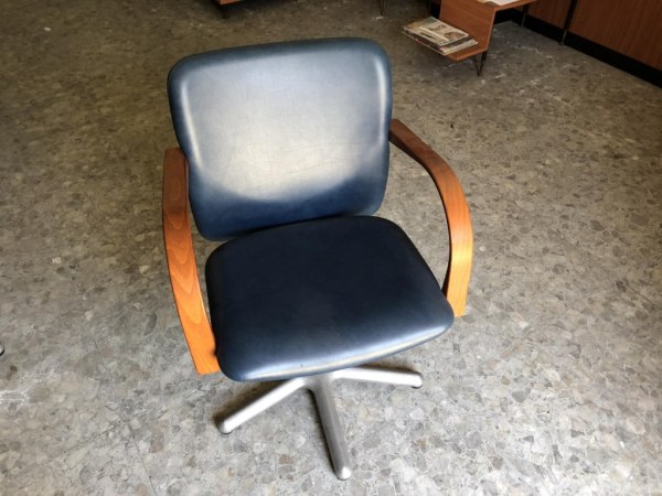 Hairdressing Armchairs - Private Sale - Sale 13