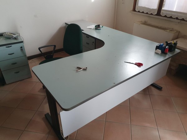 Office furniture and equipment - Bank. 62/2019 - Mantova Law Court - Sale 4