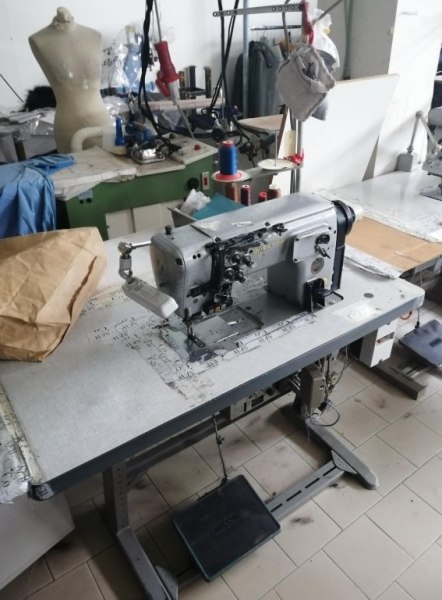 Clothing production - Machinery and equipment - Bank. 105/2011 - Ancona Law Court - Sale 5