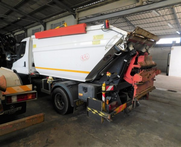 Waste disposal and street cleaning - Bank. 60/2020 - Venezia L.C.-Sale - 3