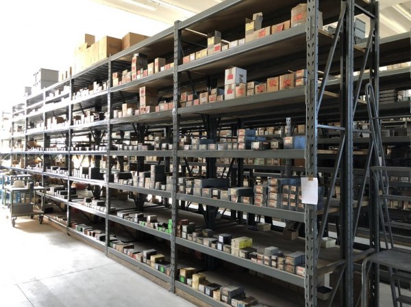Hardware warehouse - Shelving and office - Bank. 124/2018 - Vicenza Law Court - sale 4