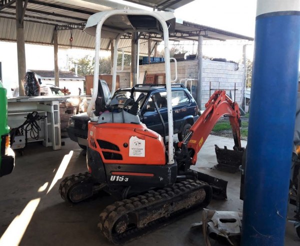 Cars and Trucks - Kubota Mini Excavator - Bank. 16/2020 - Latina Law Court 