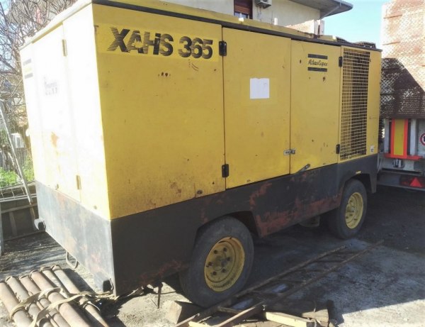 Compressor and cement mixer - Mob. Ex. n. 2579/2020 - Catania Law Court - Sale 2