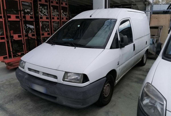 FIAT and Citroen vans - Spare parts and workshop equipment - Bank. 4/2021 - Pescara Law Court - Sale 2