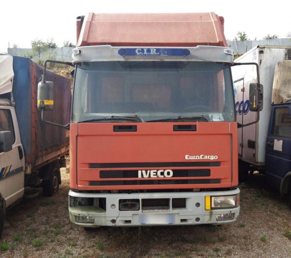 Trucks and vans - IVECO, Renault, MAN and Nissan - Private Sale - Sale 2