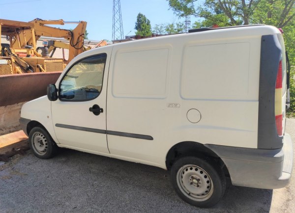 Construction company - Vehicles and machinery - Bank. 17/2019 - Benevento Law Court - Vendita 2