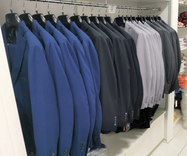 Abbigliamento uomo/donna - Arredi per negozio - Fall. 1/2021 - Trib. Avezzano - Vendita 2