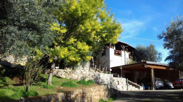 SANJA TRNINIC - Vivienda rural en Terracina (LT)