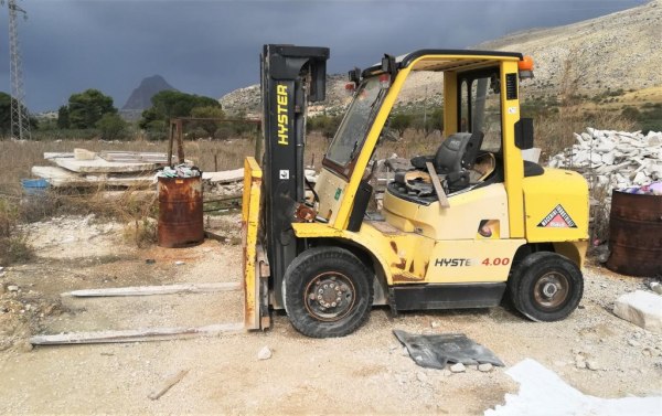 Hyster forklift - Marble Slabs and Equipment - Bank. n. 8/2021 - Trapani Law Court - Sale 5