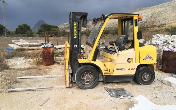 Carrello elevatore Hyster - Lastre in marmo e attrezzature - Fall. n. 8/2021 - Trib. di Trapani - Vendita 6