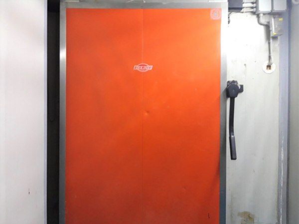 N. 8 ISA freezer cabinets - Foris Index cold room - Mob. Ex. n. 525/2020 - Cassino Law Court