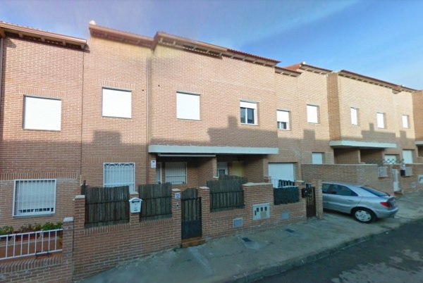 Villetta a schiera - Provincia di Toledo - Spagna - Trib. N.1 di Madrid