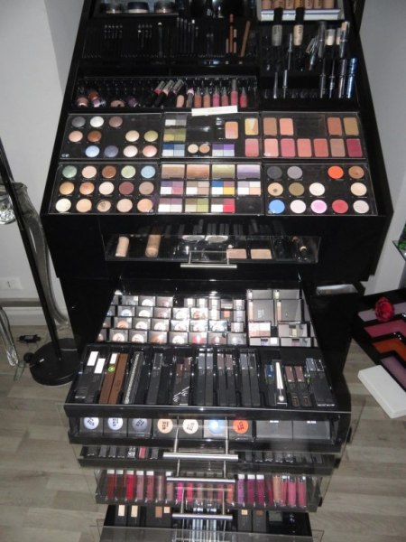 Creams Perfumes and Various Accessories - Bank. 41/2021 - Roma Law Court  - Sale-6