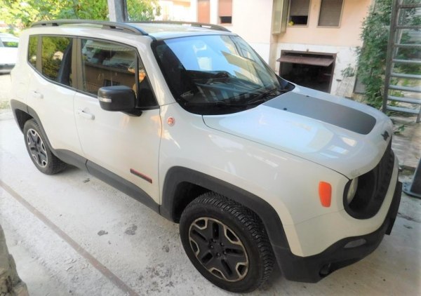 Jeep Renegade - Escavadora e equipamentos - Conc. Prev. 16/2019 - Trib. Vicenza