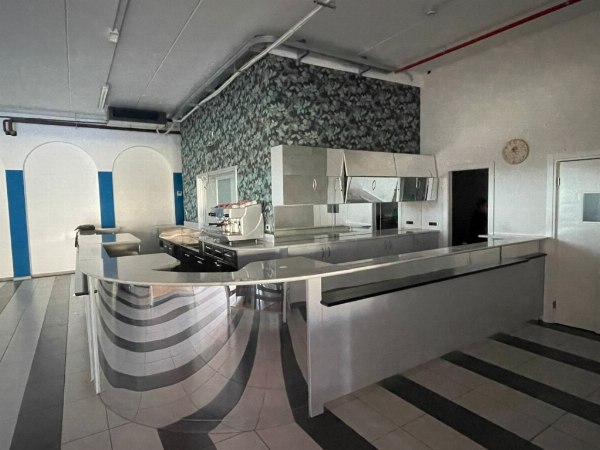 Catering Furniture and Equipment - Bank 32/2021 - Potenza Law Court - Sale 5