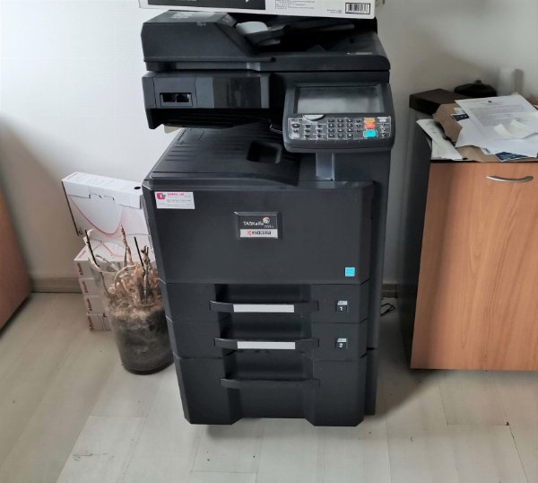 Office Furniture and Equipment - Electromedical Equipment - Bank. 21/2021 - Terni Law Court - Sale 2