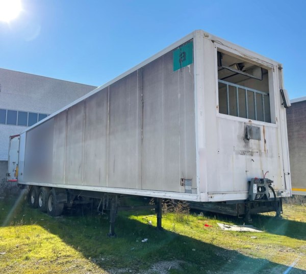 Semi-trailers Refrigerators - Bank. n. 73/2021 - Perugia Law Court - Sale 2