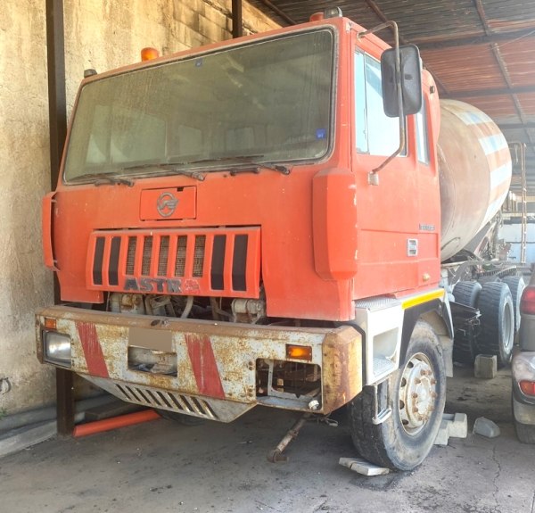 Concrete construction works - Vehicles and equipment - Bank.64/2019 - Siracusa L.C. - Sale 4