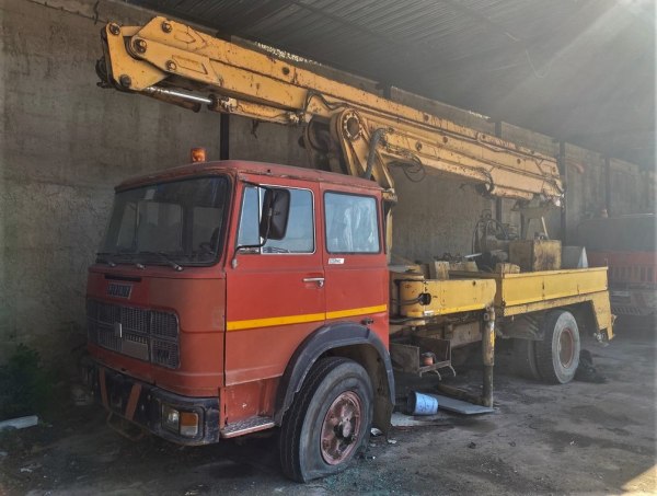 Concrete construction works - Vehicles and equipment - Bank.64/2019 - Siracusa L.C. - Sale 4