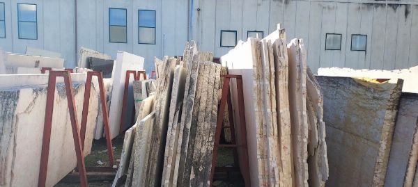 Stone Material - Machinery and Equipment - Bank. 49/2021 - Potenza Law Court - Sale 5
