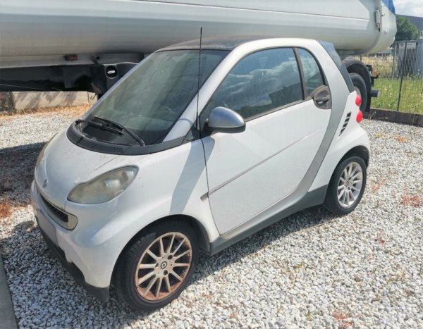 Smart ForTwo Coupè - Capital Goods from Leasing - Intrum Italy S.p.A. 