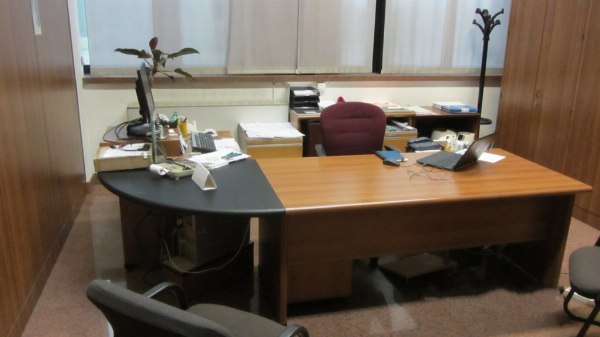 Forklift - Office furniture -  Bank. 54/2020 - Ancona Law Court - Sale 6