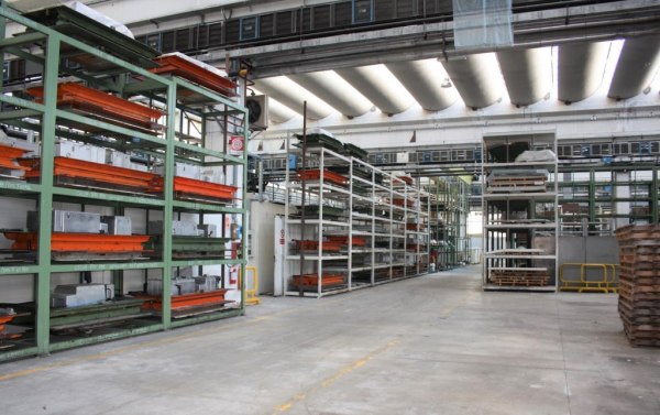 Industrial molds - Raw materials warehouse,  Finished and semi-finished products -  Bank. 54/2020 - Ancona Law Court