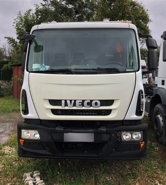  IVECO autocompactor for waste transport - Bank. 60/2020 - Venezia L.C.- Sale 3