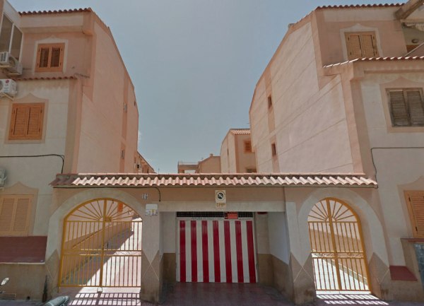 Places de parking à Torrevieja et Cuevas del Almanzora - Tribunal de commerce n°3 d'Alicante