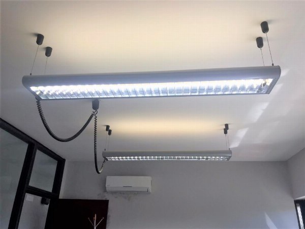 Lamps and Air Conditioners - Bank. 9/2021 - Avellino L.C. - Sale 3