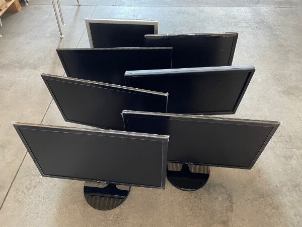 FIAT Ducato and Fiorino - Computer equipment - Bank. 69/2021 - Padua L.C. - Sale 4