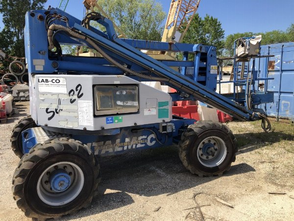 Ice vibratory hammer - Excavator and aerial platform - Office garage and container - Cred. Agr.22/2018 - Padua L. C. - sale 6