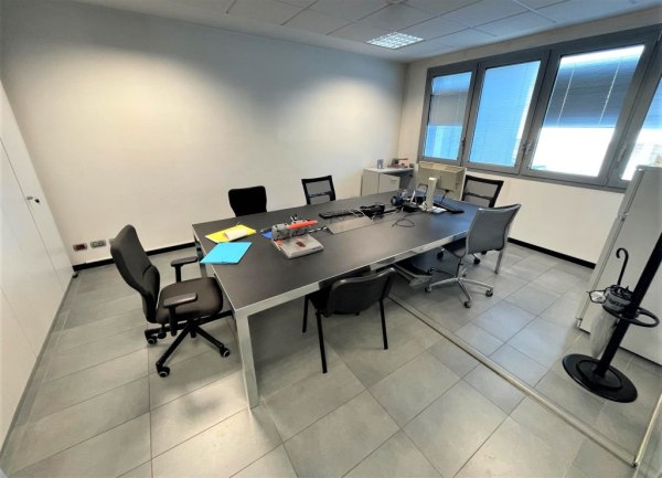 Office furniture and equipment - Cred. Agr.22/2018 - Padua Law Court - Sale 2