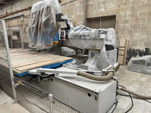Makineri dhe Pajisje - Përpunimi i Drurit të Kompensuar - Automjete - Fal. 39/2022 - Gjykata Bari - Shitje 9