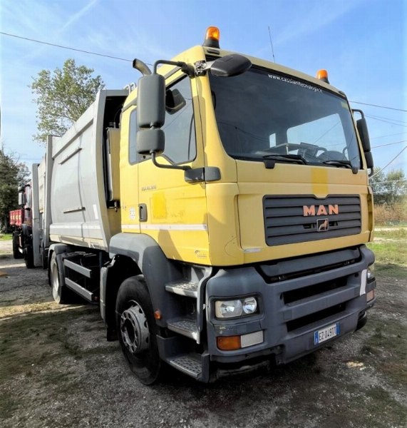 Waste disposal - Road maintenance and - Cars - Bank. 60/2020 - Venezia L.C - Sale 2