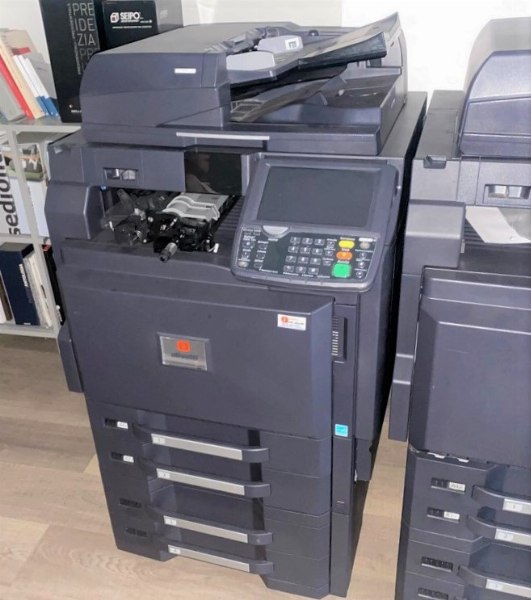 Photocopiers Olivetti - Office furniture and equipment - Bank. 41/2022 - Siracusa L.C. - Sale 6