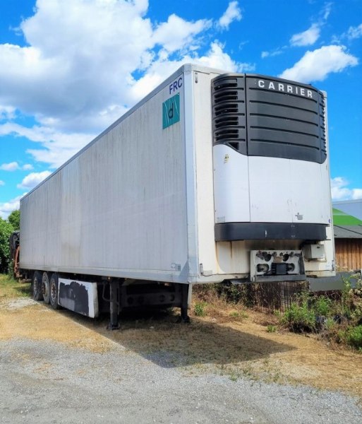 Isothermal semi-trailer - Tanks and containers - Bank  43/2021 - Roma Law Court