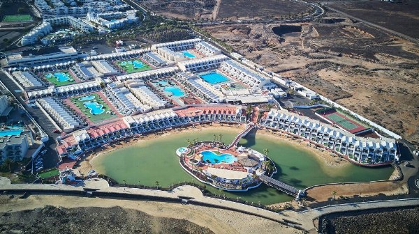 Venta de Unidad Productiva - Sector Turístico en Lanzarote Sands Beach Resort - Juzgado de lo Mercantil N°2 Las Palmas
