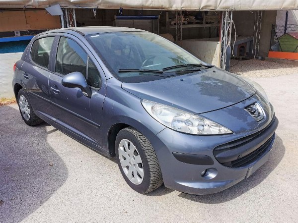 Peugeot 207 - Capital Goods from Leasing - Intrum Italy S.p.A.