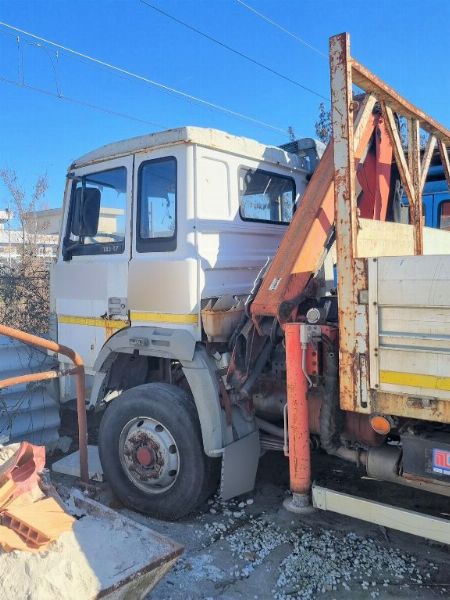 Camions - Machines pour la construction - c.p. 2/2015 - Trib de Pérouse - Vente 4