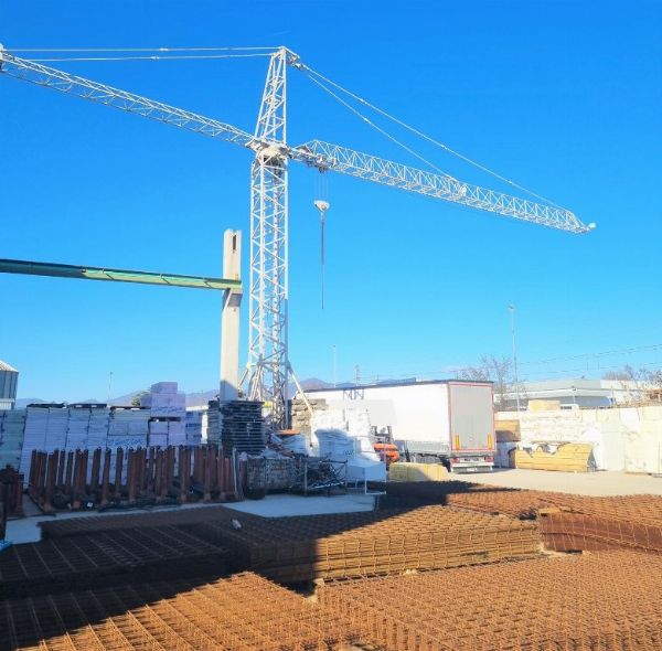 Camions - Machines pour la construction - c.p. 2/2015 - Trib de Pérouse - Vente 4