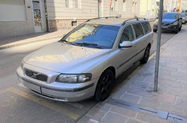 Volvo V70 - Judical Clearance n. 4/2023 - Bolzano Law Court - Sale 2