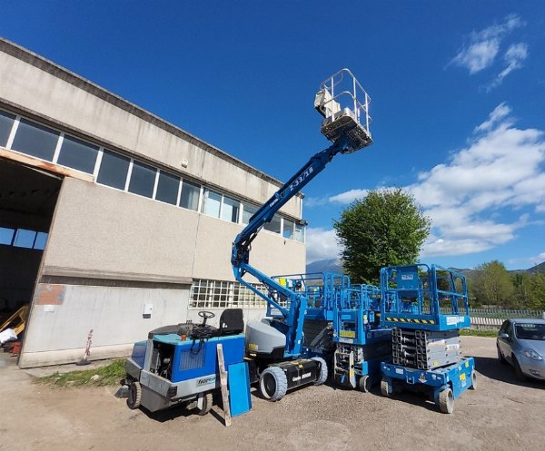 Construction site equipment - Building material - Bank. 19/2021 - Cassino law court